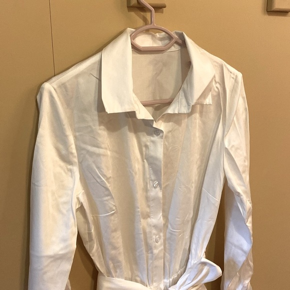 Beautiful light ivory quality cotton shirt dress. Never worn. - Picture 2 of 11